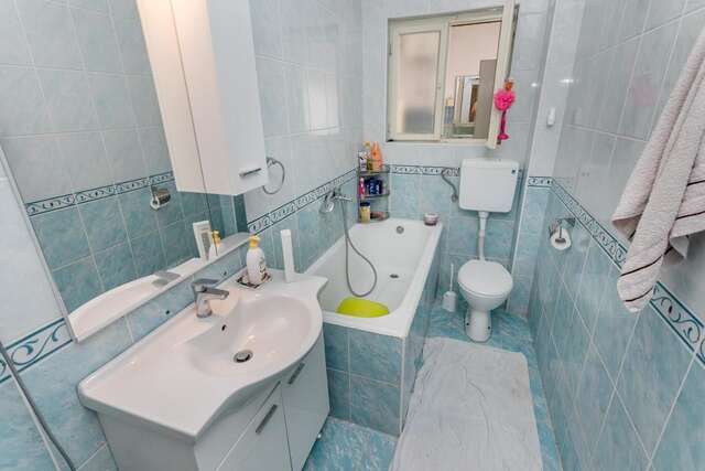 Апартаменты A-HA Apartments Игало-20